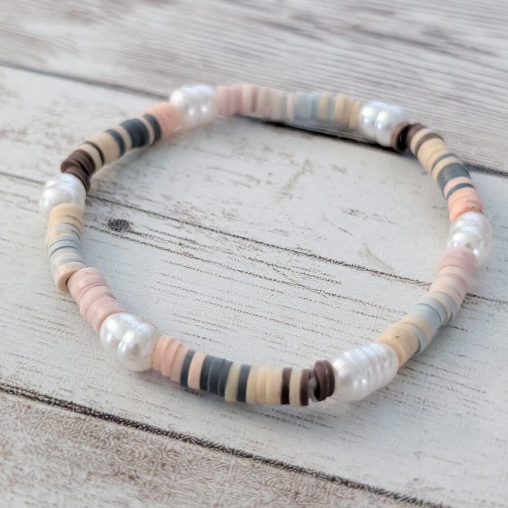 Stretch Bracelet Neutral Tones